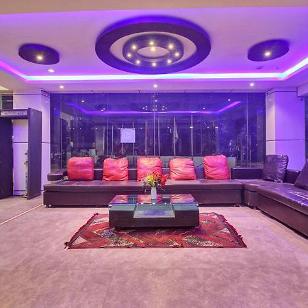 Готель Oyo Townhouse 707 Grand Krishna Гайдарабад Екстер'єр фото